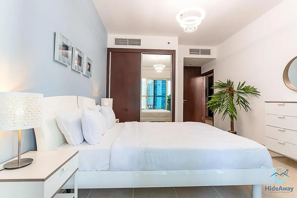 1Br Tropical Vibes Near Skydiving And Beach! Dubai Apartment